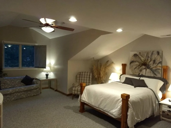 Jordan Lake B & B