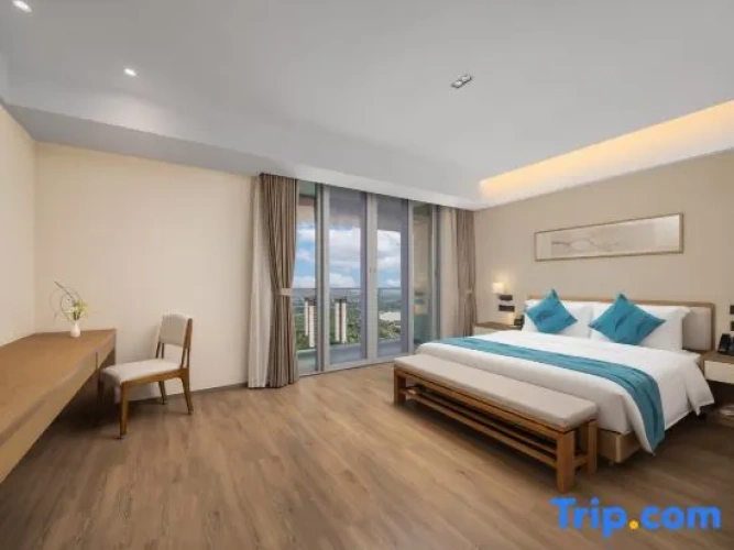 Standard Double room with lake view