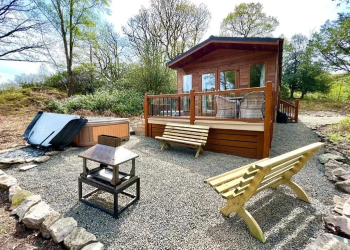 2 Bedrooms Cottage