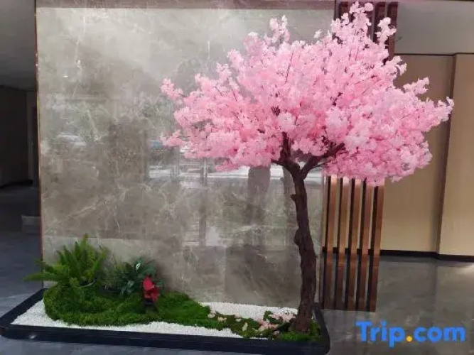 Sakura Four Seasons Hotel