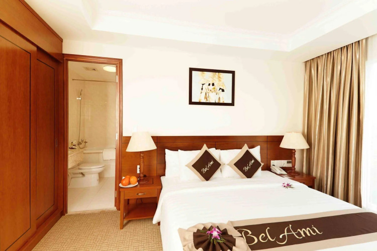 TTC Hotel Deluxe Tan BinhOver view