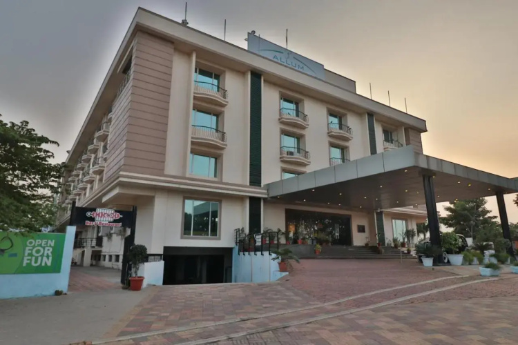 Hotel Allum