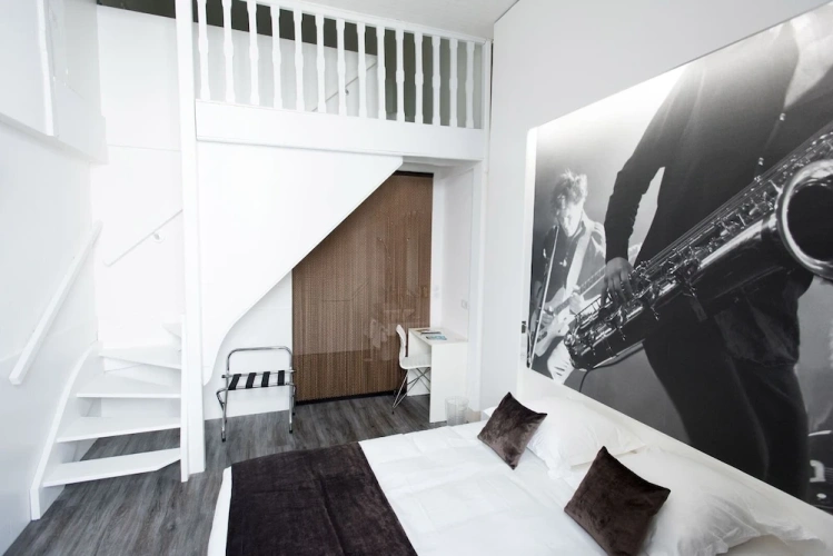 Superior Quadruple room