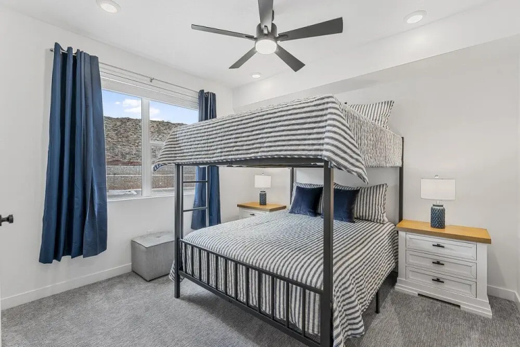 Starlight Crossing 4 Bedroom Condo