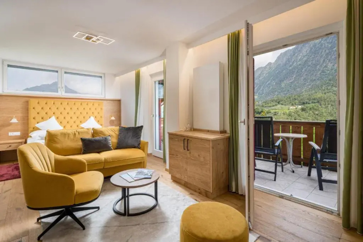 Ruster Resort
