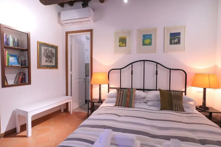 Piazza Navona Apartments