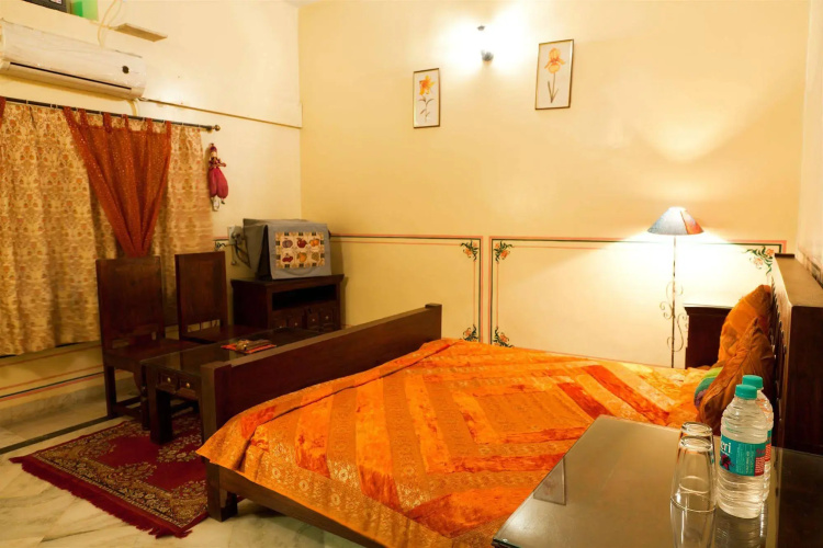 Hotel Bani Park Palace