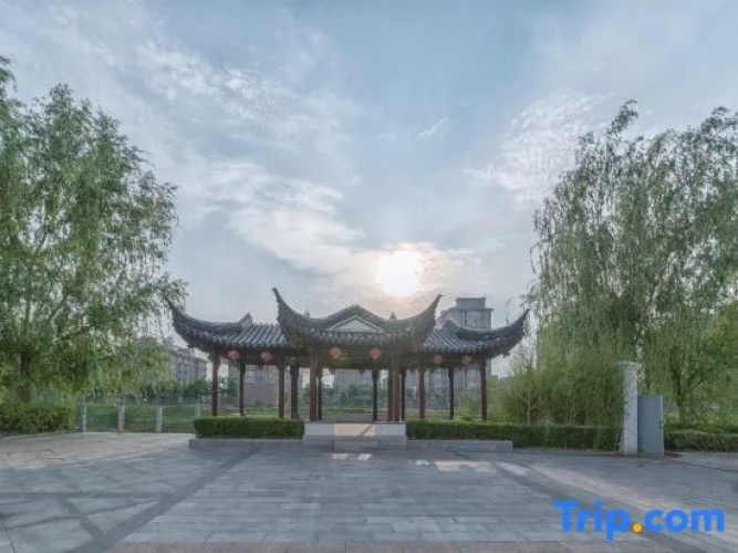 SuiningShuiyueHotel