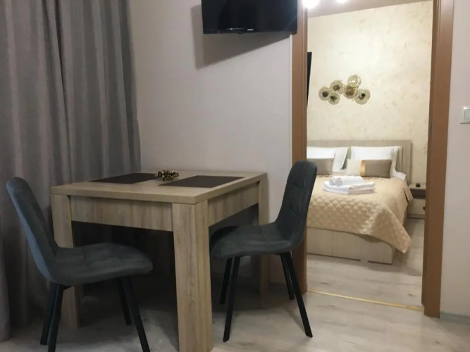 Maya Apartment
