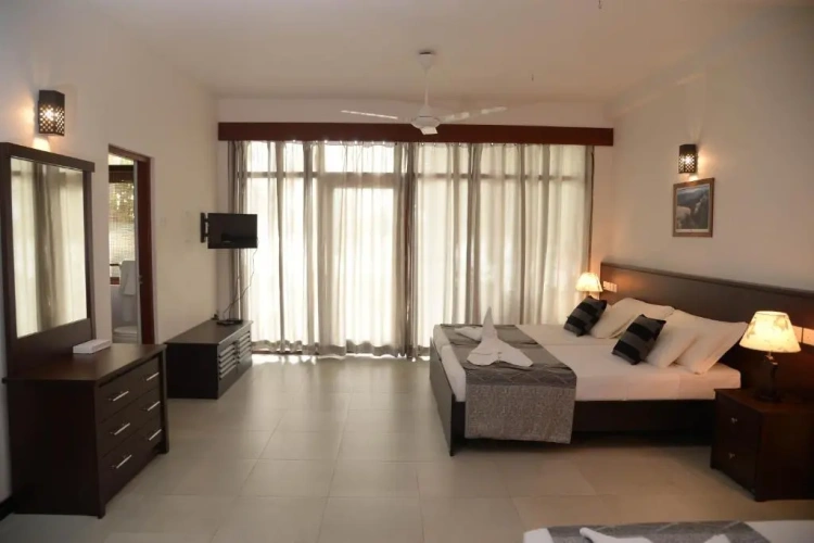 Deluxe Family Suite