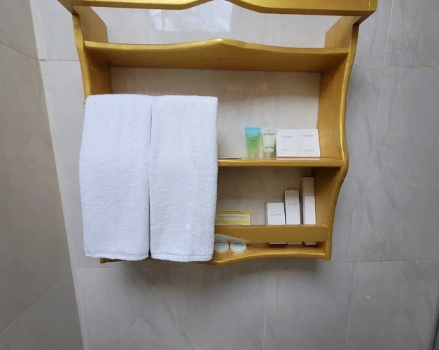 Deluxe Quadruple room with city view