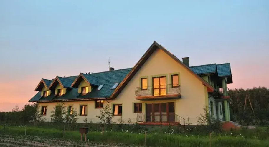 Dwór Na Otulinie
