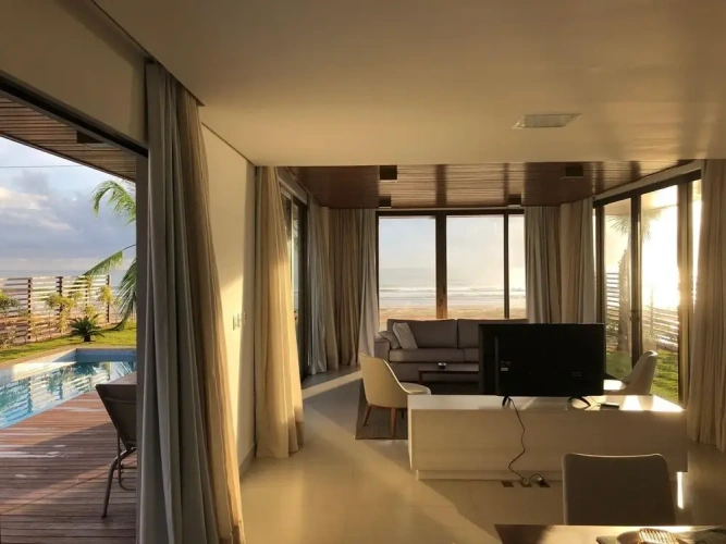 3 Bedrooms Luxury Villa beachfront