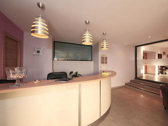 Hôtel Logis Carasol