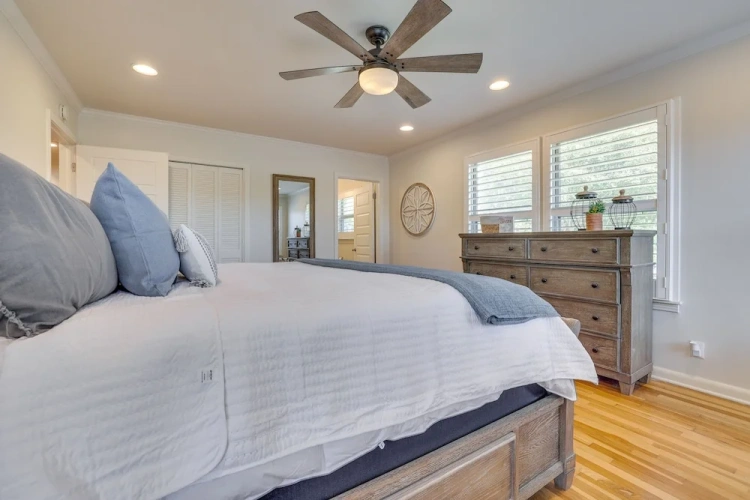 3 Bedrooms Cottage