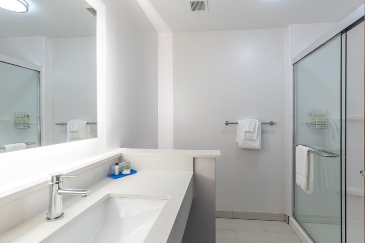 Quadruple Suite