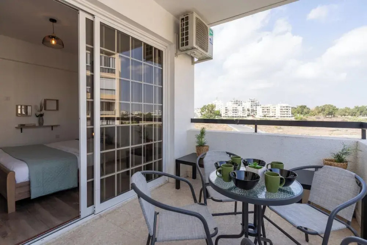 Araminta 2-Bedroom Apartment in Larnaca