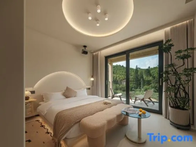 Standard Family room with balcony