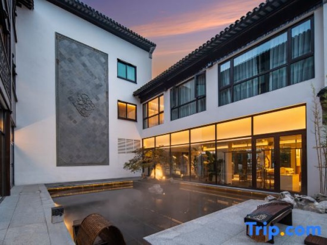 Suzhou Taohuawu Beisita Manting Garden Hotel