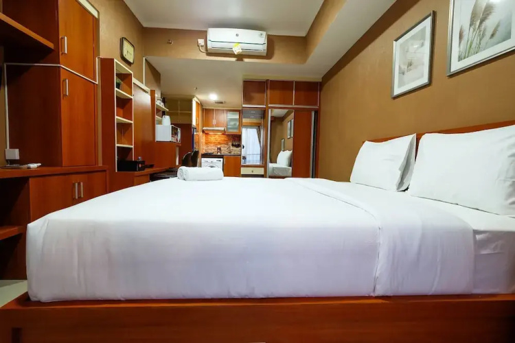Well Equipped Studio at The Oasis Apartment Cikarang