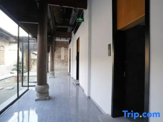 Hetianxia Hostel