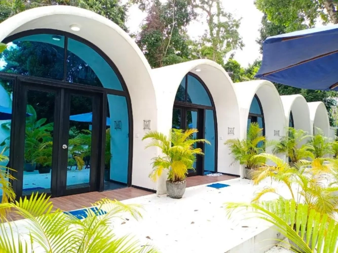 Deluxe room with balcony and with view