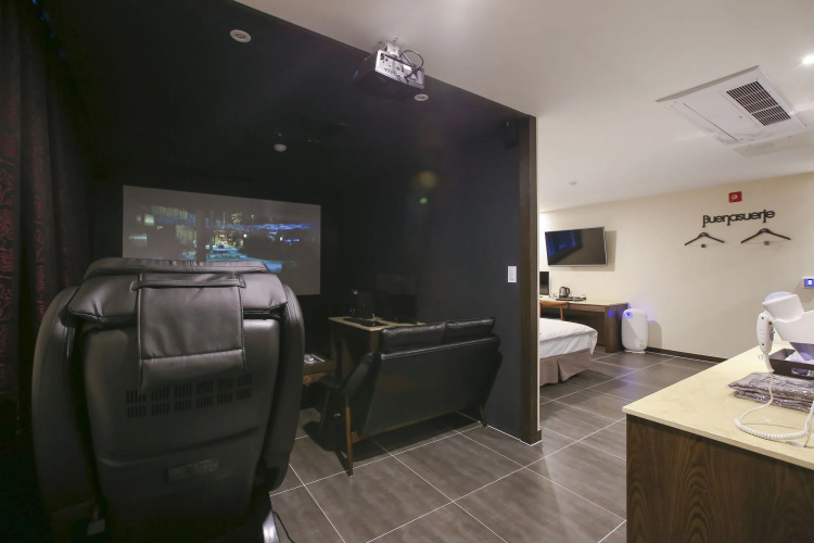 Am Hotel