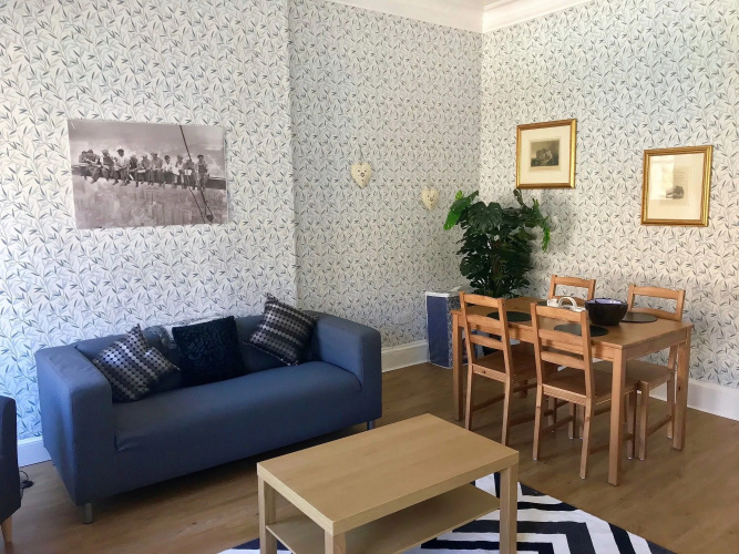 233 Leith Apartment