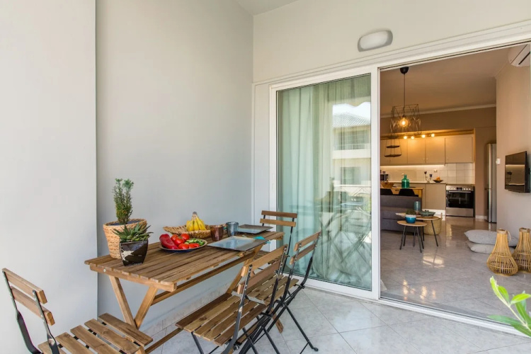 Nautilus Charm Apartment