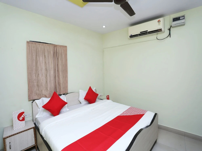 OYO 14711 Hotel Natraj