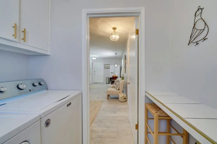 10 Mi to Dtwn Phoenix: Studio w/ Outdoor Kitchen!