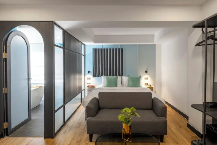 Double Suite