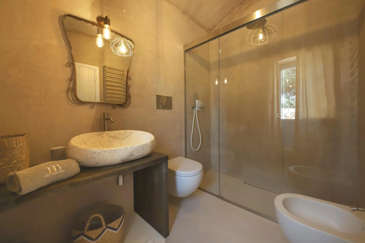 TD Lamiamola Stylish Trulli Lamie With Pool