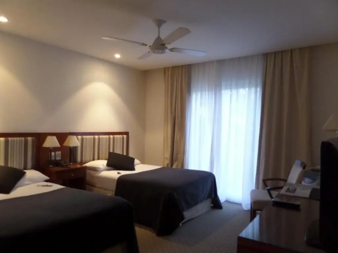 Standard Twin room with mountain view