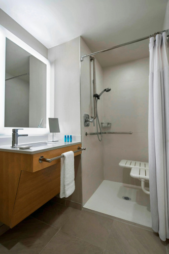 Delta Hotels Richmond Downtown photo 12