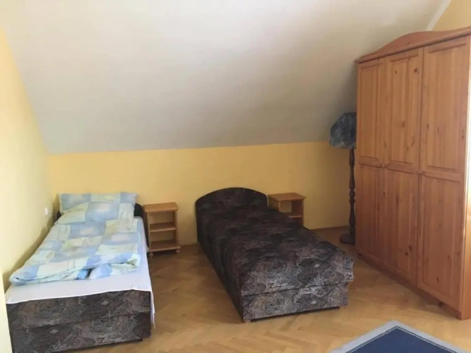 3 Bedrooms Apartment