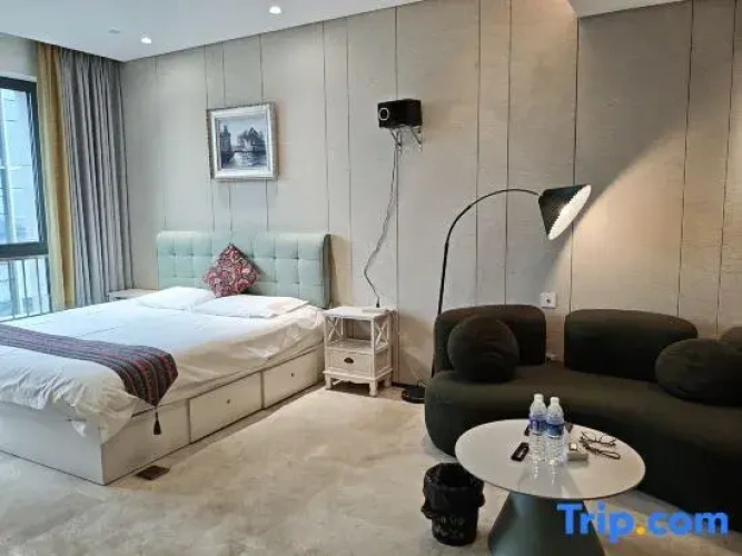 2 Bedrooms Deluxe Family Suite with city view