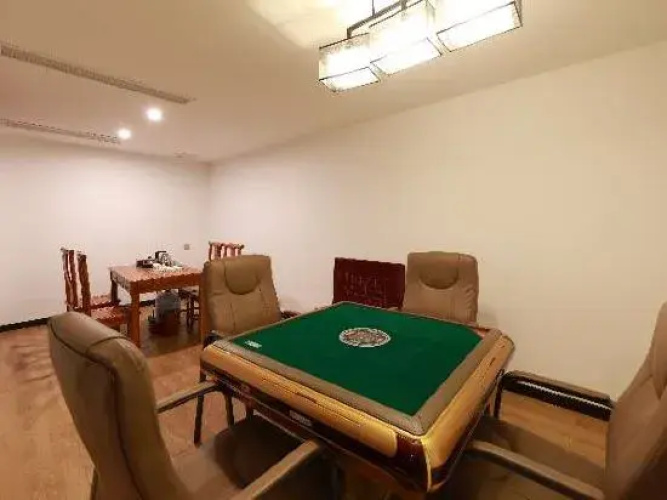 Ling Jiang Hotel