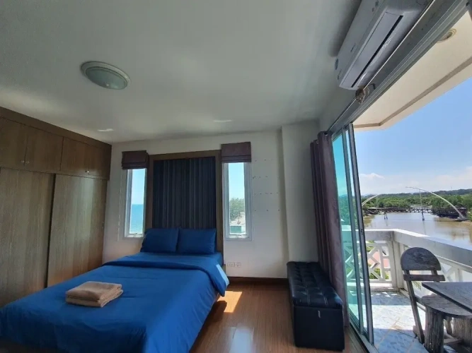 Standard Double room with balcony and with river view