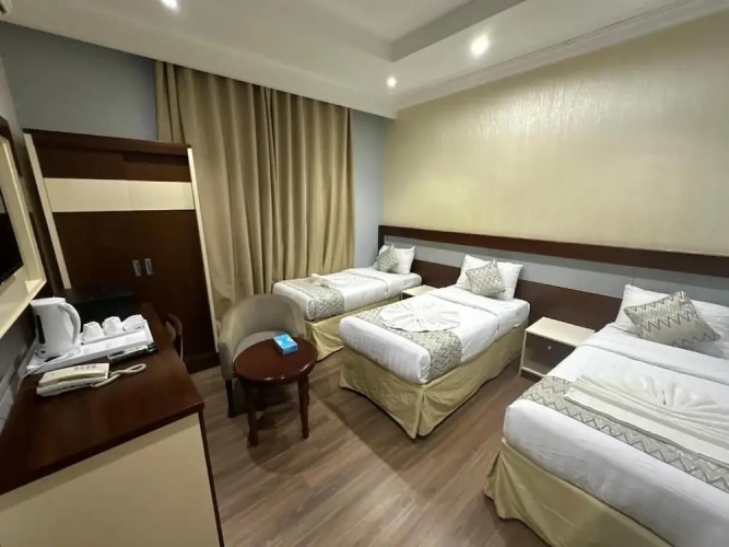 Comfort Triple room with city view