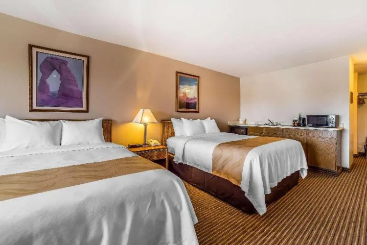 Quality Inn