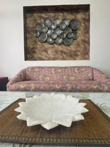 Serene Lakeside Homestay