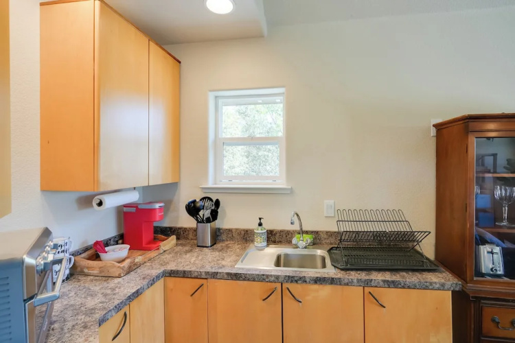 Colfax Getaway w/ Hot Tub, Mountain Views!