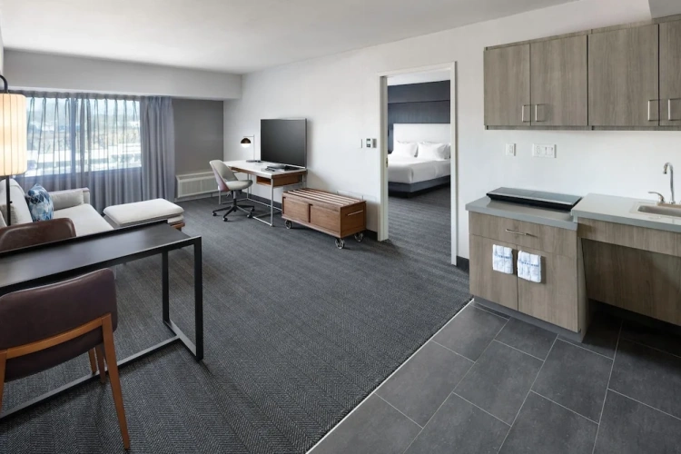 Double Suite