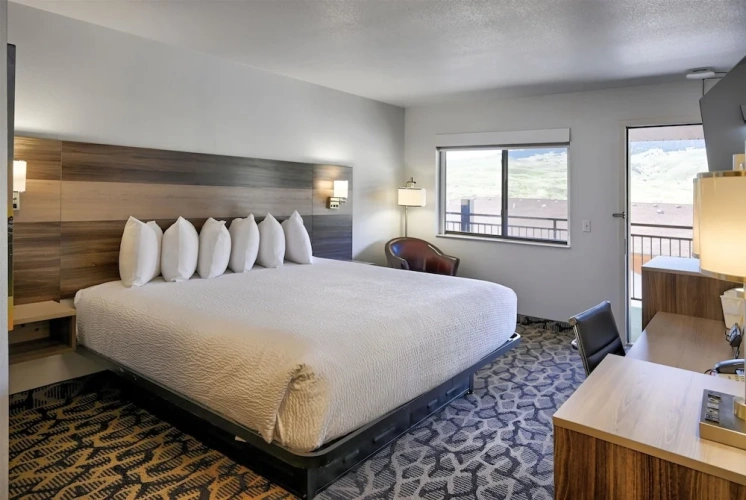 Standard Double room with mountain view
