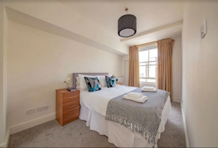 Immaculate 2 Bedroom Apartment in Central London