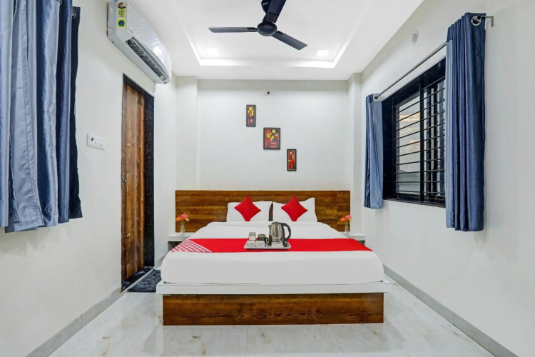 Flagship 92690 Hotel Jayesh Inn