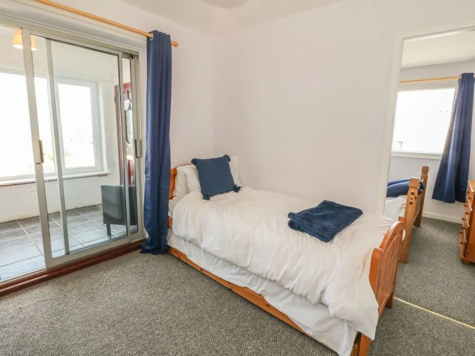 Flat 1 Bryn Colyn