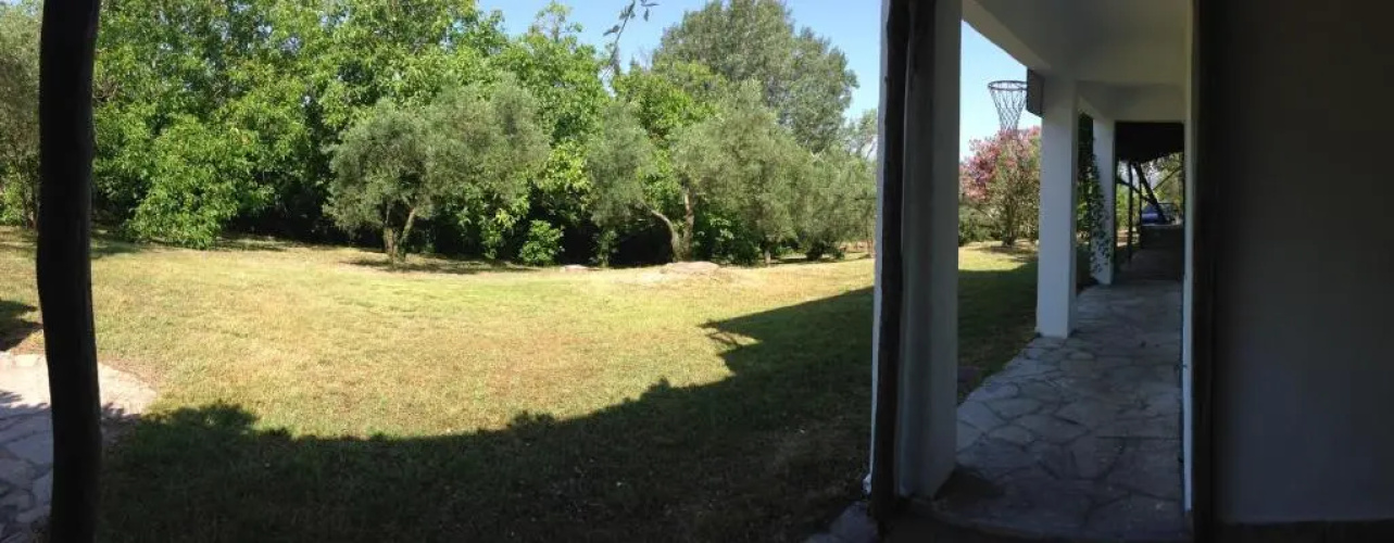 Secluded 1.8 acre garden Villa, for exclusive use with Stunning Views.