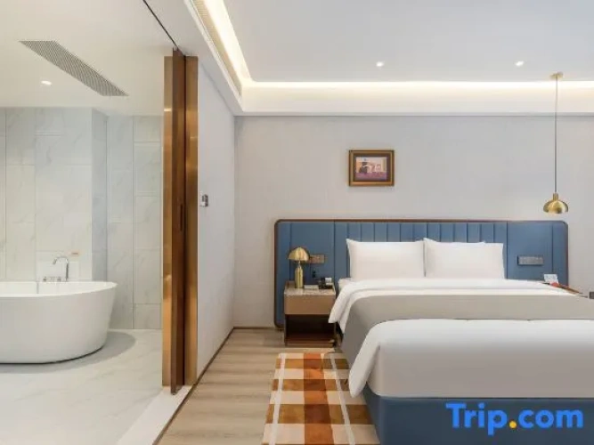 Privilege Double Suite